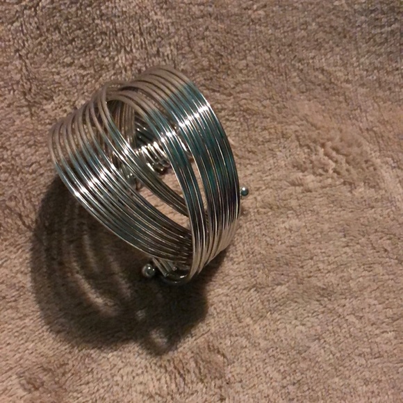 Silver bracelet - Picture 1 of 1